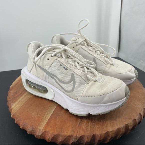 Nike ladies air max interlock sneakers DQ2904-100 white Sz 6.5 - Picture 1 of 6